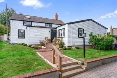 5 Meadow Pl, Northport | Image 1