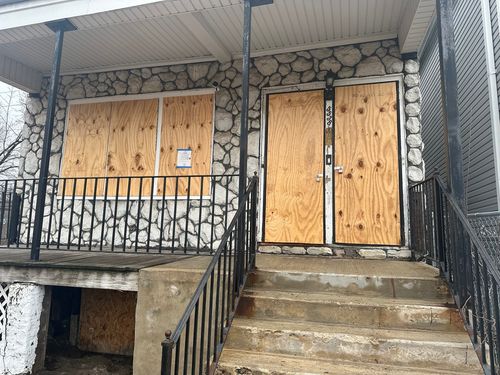 5538 S Perry Ave, Chicago, IL, 60621-4108 | Card Image