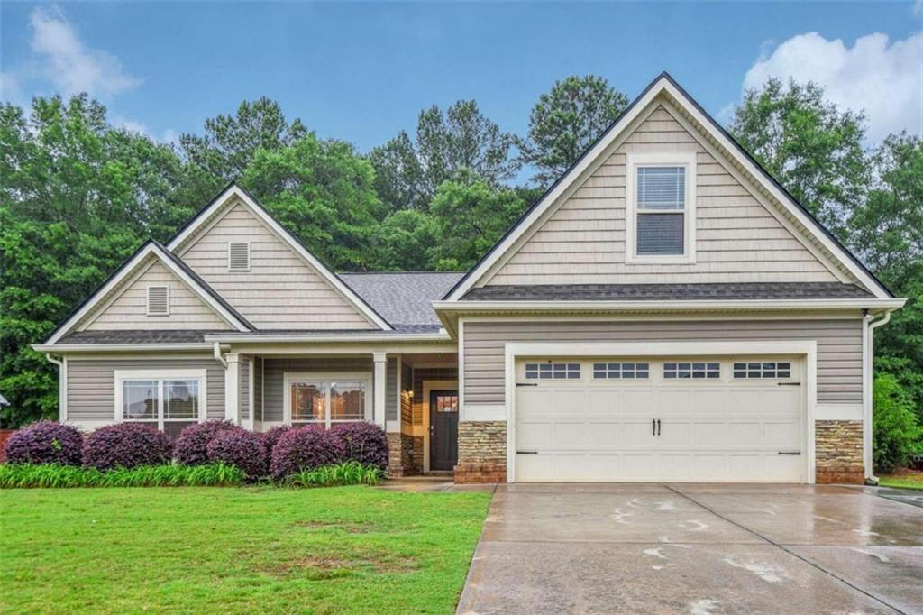 Macy Dr, Monroe, GA 30655
