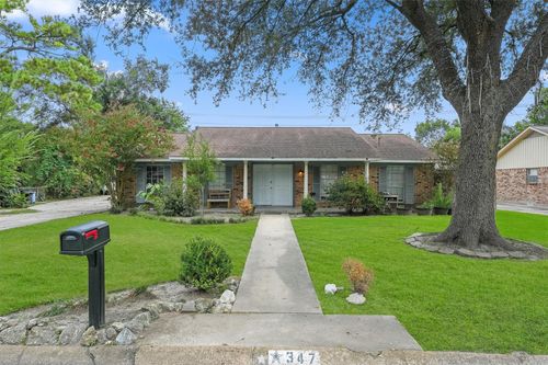 347 Southbrook Cir, Houston, TX, 77060-1326 | Card Image