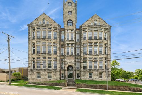 421-400 Mccarthy Rd, Lemont, IL, 60439-4075 | Card Image