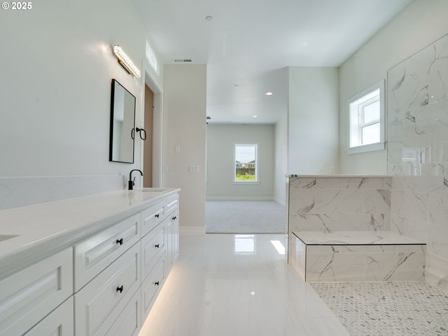 2110 Sw Homer Ross Loop, House other with 4 bedrooms, 4 bathrooms and 3 parking in McMinnville OR | Image 19