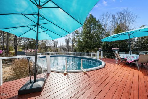 609 W Holding Ave, Wake Forest, NC, 27587-2848 | Card Image