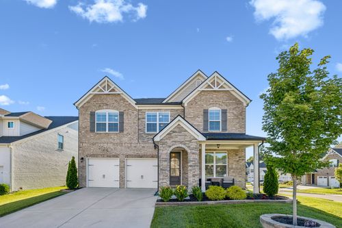 215 Heartland Dr, Mount Juliet, TN, 37122-1042 | Card Image