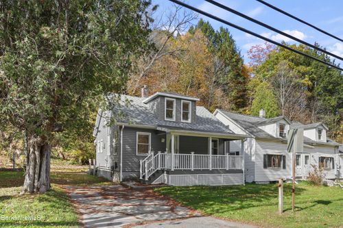 115 Grove St, Adams, MA, 01220 | Card Image