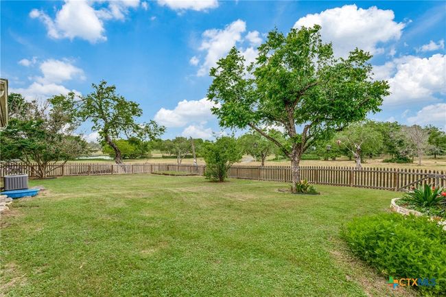10767 Rosemar Ln, House other with 3 bedrooms, 3 bathrooms and null parking in Adkins TX | Image 23