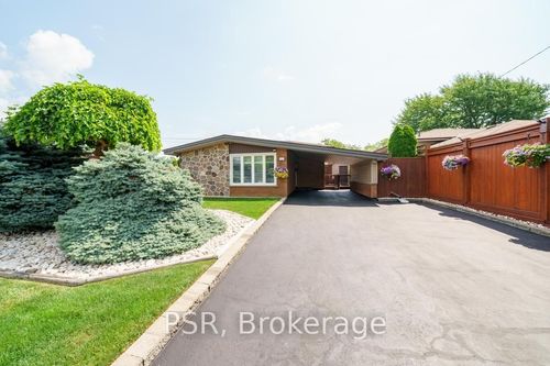 117 Sunrise Dr, Hamilton, ON, L8K4C5 | Card Image