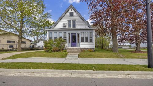 238 N Fond Du Lac Avenue, CAMPBELLSPORT, WI, 53010 | Card Image
