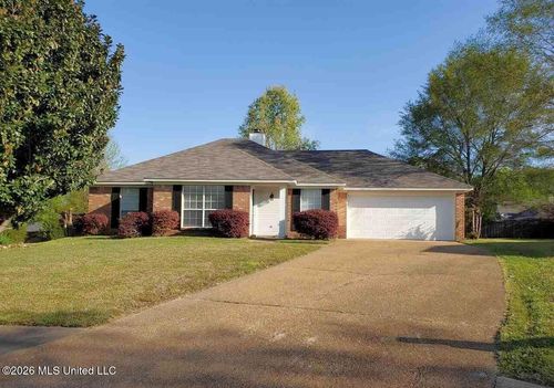 208 Foxwood Cv, Madison, MS, 39110-8315 | Card Image