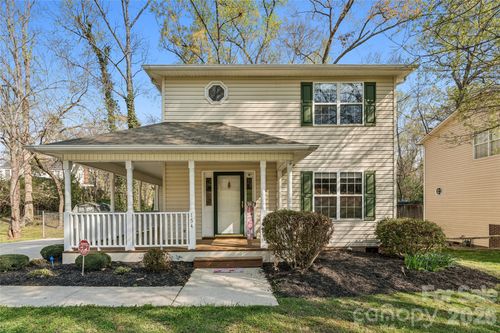 154 Lilly Ave, Salisbury, NC, 28144-2447 | Card Image