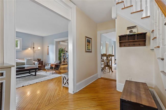 Entering the house you can head into the kitchen or the living room | Image 4
