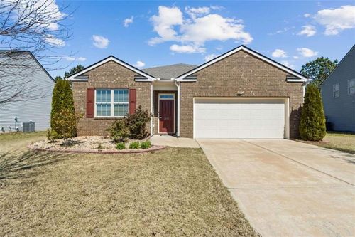 3255 Heatherwood Dr, Gainesville, GA, 30507-9030 | Card Image