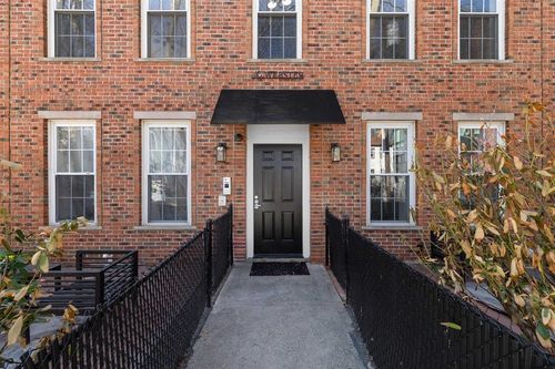 201-47 Washburn St, Jersey City, NJ, 07306-1718 | Card Image