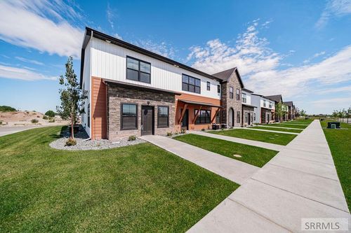 5105 Beach Dr, Idaho Falls, ID, 83401-6846 | Card Image