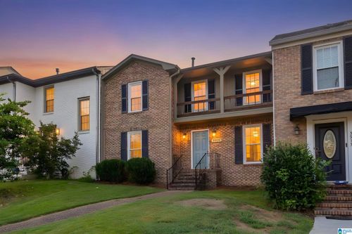 3909 Asbury Park Cir, Vestavia, AL, 35243-5615 | Card Image
