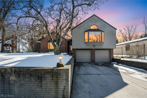 11259 Robson Rd, Grafton, OH, 44044-9720 | Card Image