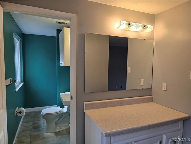Primary Bathroom with Dressing Area and WIC | Image 22