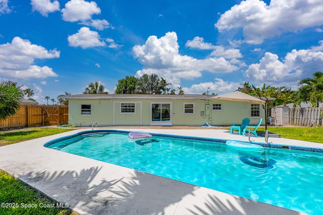 251 Avenida De La Vis, House other with 3 bedrooms, 1 bathrooms and null parking in Indialantic FL | Image 38