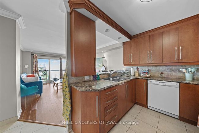 908 - 158A Mcarthur Ave, Condo with 1 bedrooms, 1 bathrooms and null parking in Vanier ON | Image 6