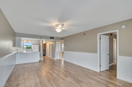 502-4640 W Lucerne Lakes Blvd, Lake Worth, FL, 33467 | Card Image