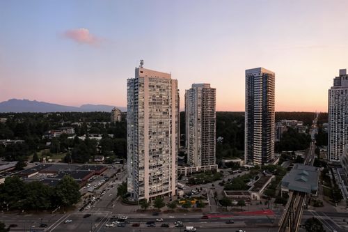 1001-13618 100 Ave, Surrey, BC, V3T0A8 | Card Image