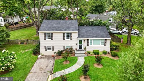 200 Hollyberry Rd, SEVERNA PARK, MD, 21146-3629 | Card Image