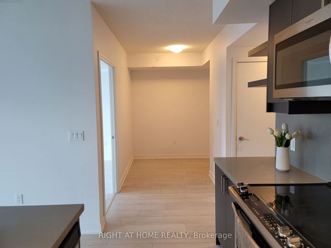 3503 - 50 Wellesley St E, Condo with 1 bedrooms, 1 bathrooms and null parking in Toronto ON | Image 9