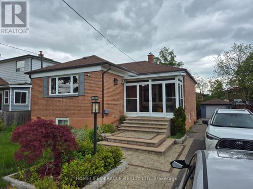 59 Falaise Rd, Scarborough, ON, M1E3B7 | Card Image