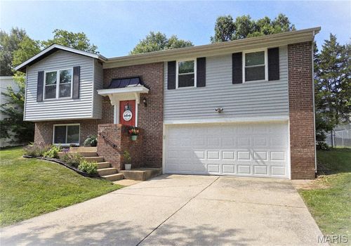 1382 Premio Dr, Fenton, MO, 63026-3634 | Card Image