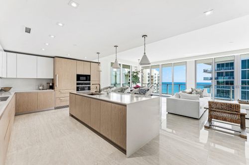 1702p-3100 N Ocean Dr, Riviera Beach, FL, 33404-3214 | Card Image