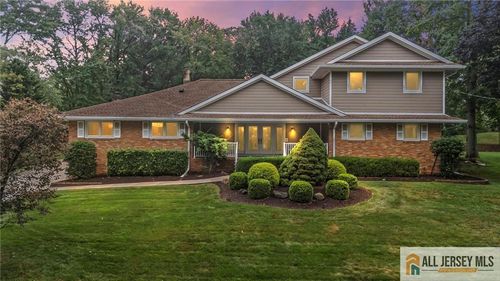 29 Remington Dr, Edison, NJ, 08820-3626 | Card Image