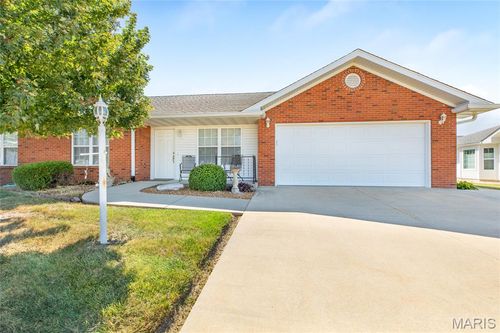 118 Freedom Ln, Jerseyville, IL, 62052-1172 | Card Image