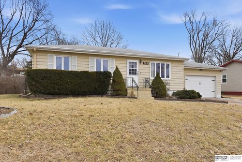 703 Vernon Ave, Bellevue, NE, 68005-2636 | Card Image