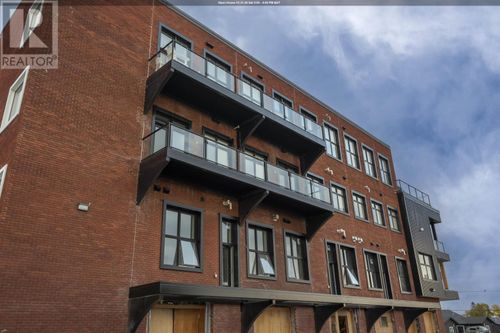 96 N High St, Thunder Bay, ON, P7A5R3 | Card Image