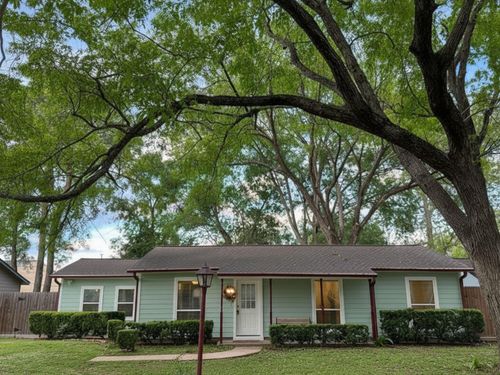 204 Edens Ave, League City, TX, 77573-4111 | Card Image