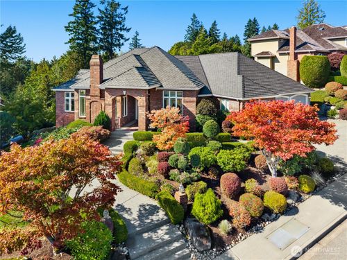 6105 155th Ave Se, Bellevue, WA, 98006-5343 | Card Image