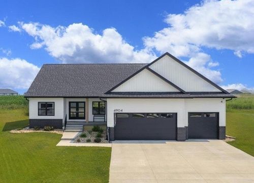 4904 Cohen Ct, Cedar Falls, IA, 50613-8193 | Card Image
