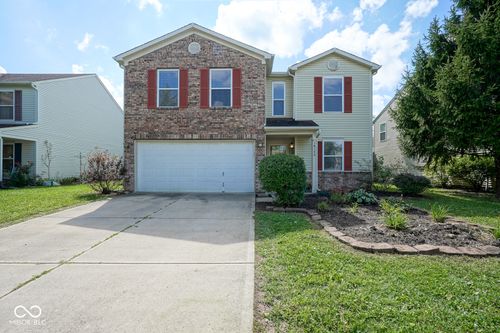 10155 Holly Berry Cir, Fishers, IN, 46038-7425 | Card Image