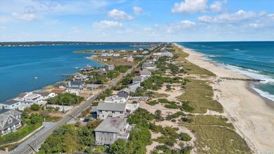 650 Dune Road, House other with 3 bedrooms, 4 bathrooms and null parking in Westhampton Beach NY | Image 2