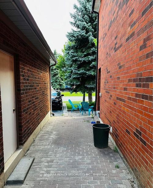 59 Black Oak Dr, Brampton, ON, L6R1B9 | Card Image