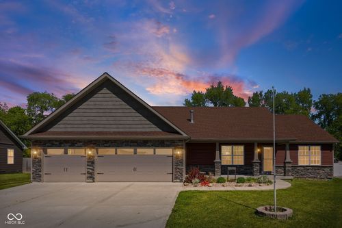 136 Abbey Ln, Crawfordsville, IN, 47933-2369 | Card Image