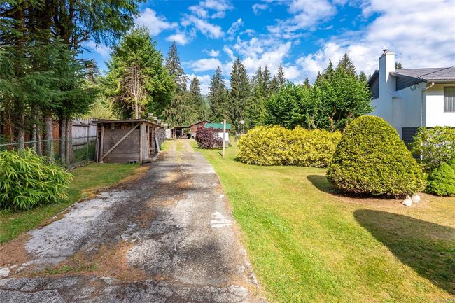 1301 Sayward Rd, House other with 5 bedrooms, 3 bathrooms and 6 parking in Sayward BC | Image 48