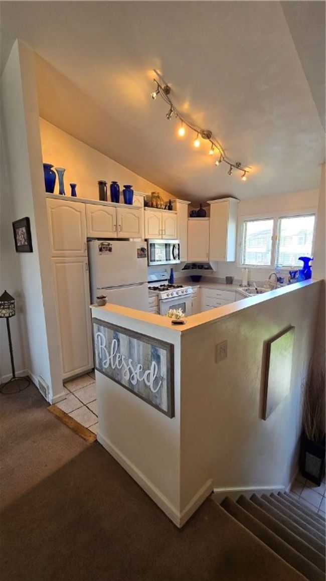 198 Cambria Hill Dr, Townhouse with 2 bedrooms, 2 bathrooms and 2 parking in Tarentum PA | Image 5