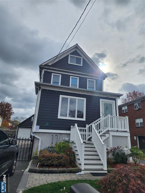 30 15th, Linden, NJ, 07036 | Card Image