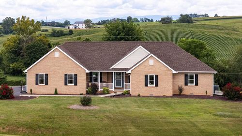 1550 Christians Creek Rd, STAUNTON, VA, 24401-6816 | Card Image