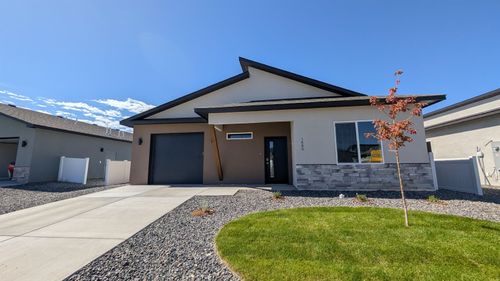1680 Rusty Rivet Rd, Fruita, CO, 81521-9368 | Card Image