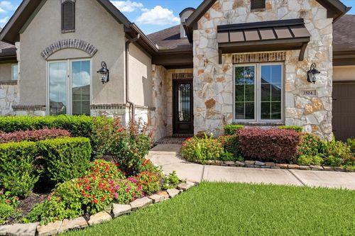 2524 Royal Field Ln, Friendswood, TX, 77546-1522 | Card Image