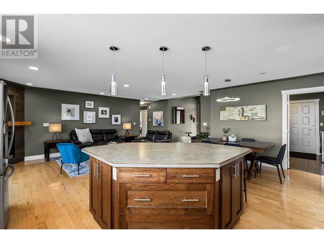 2022 Hugh Allan Dr, House other with 6 bedrooms, 3 bathrooms and 6 parking in Kamloops BC | Image 56