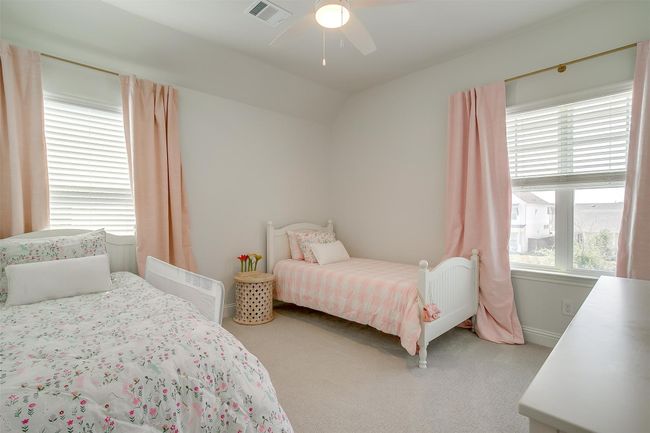 3rd bedroom upstairs | Image 31