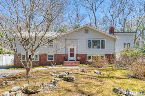 6 Costello Cir, Storrs Mansfield, CT, 06268-2014 | Card Image